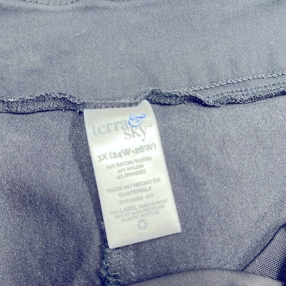 Terra & Sky Black Pants size 3X/24-26W - Picture 2 of 2